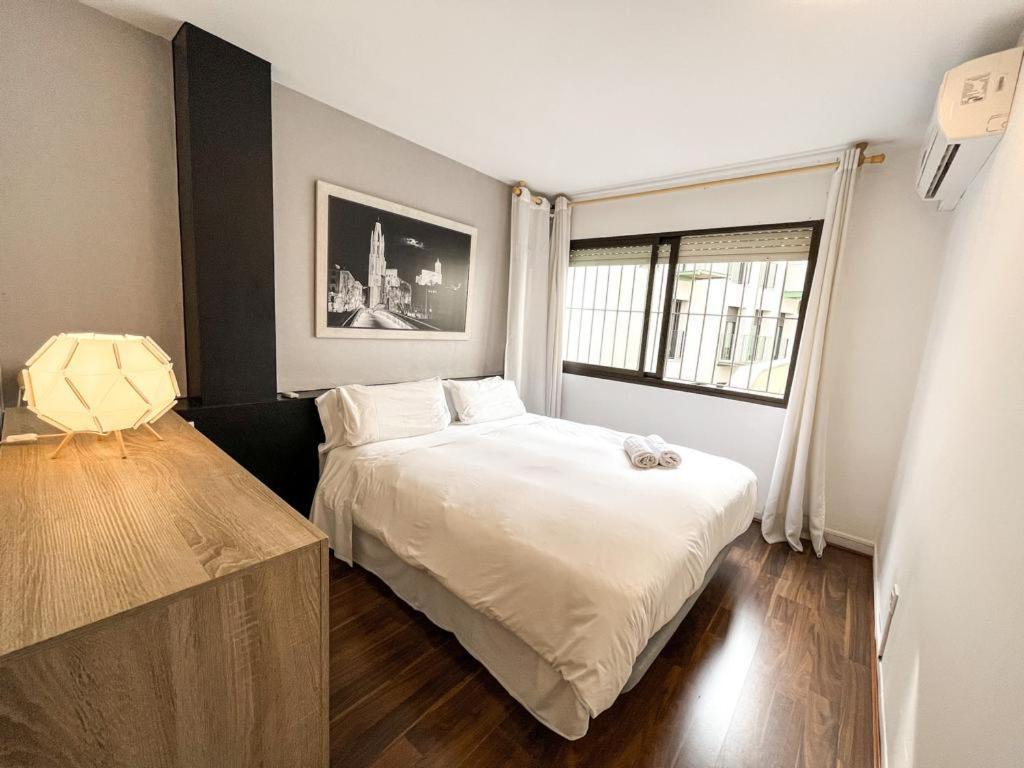 Apartamento Para 4 Con Terraza En El Centro Херона Екстериор снимка