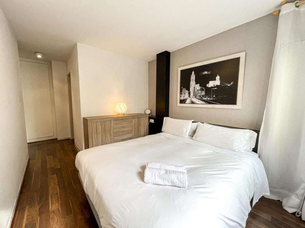 Apartamento Para 4 Con Terraza En El Centro Херона Екстериор снимка